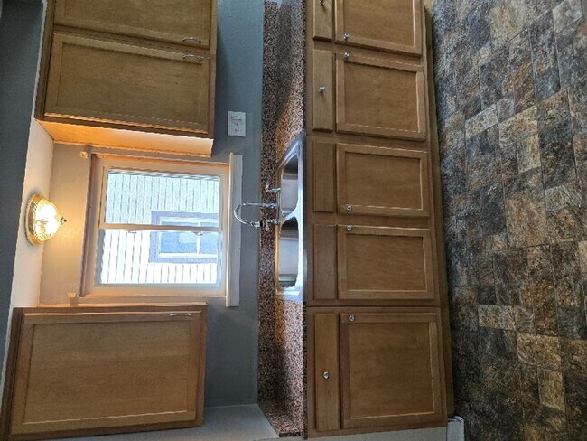 Foto del edificio - 29800 Oakwood St
