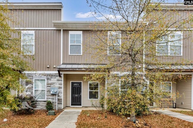 Foto del edificio - 131 Hunters Grove Dr