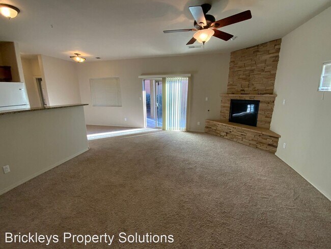 3 br, 2 bath House - 701 Benicia Lane SW photo'
