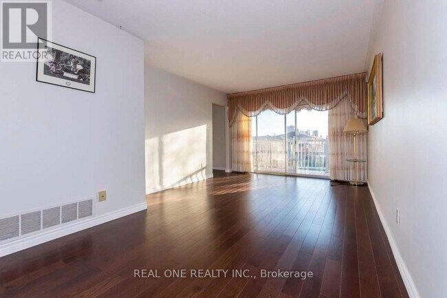 Photo du bâtiment - 101 Shawnee Cir