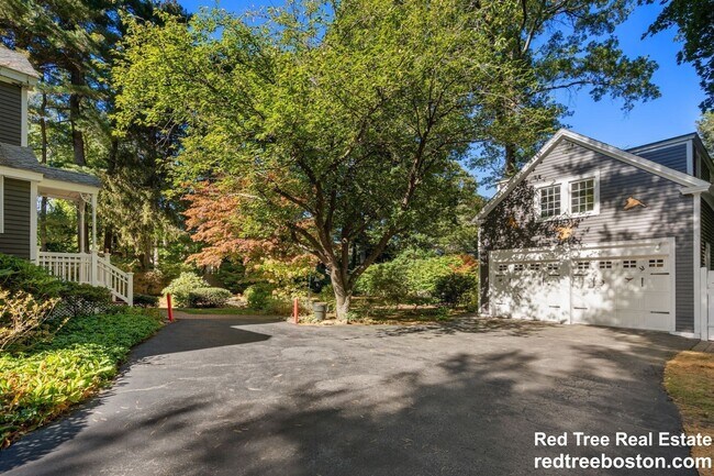 Foto del edificio - 58 Country Club Rd