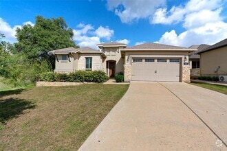 Building Photo - 113 Fair Oaks Dr