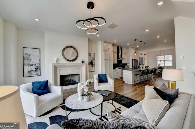 Foto del edificio - 3667 Peachtree Rd NE