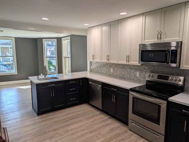 Kitchen into living room - 307 Fairview Ave