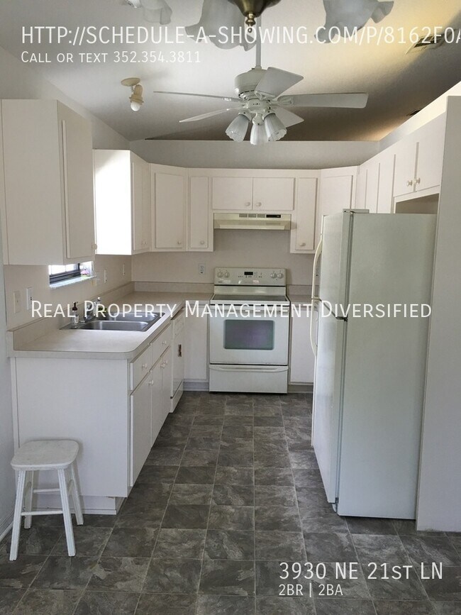 Great NE Neighborhood, Wellington Station House Rental in Ocala