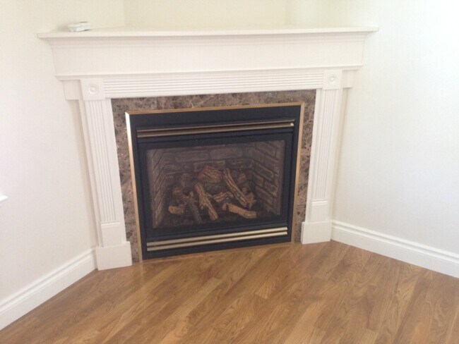 Foto del edificio - 3438 Curlew St