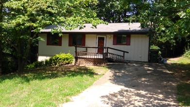 Building Photo - 1534 Spender Dr