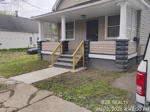 Building Photo - 6015 Hosmer Ave