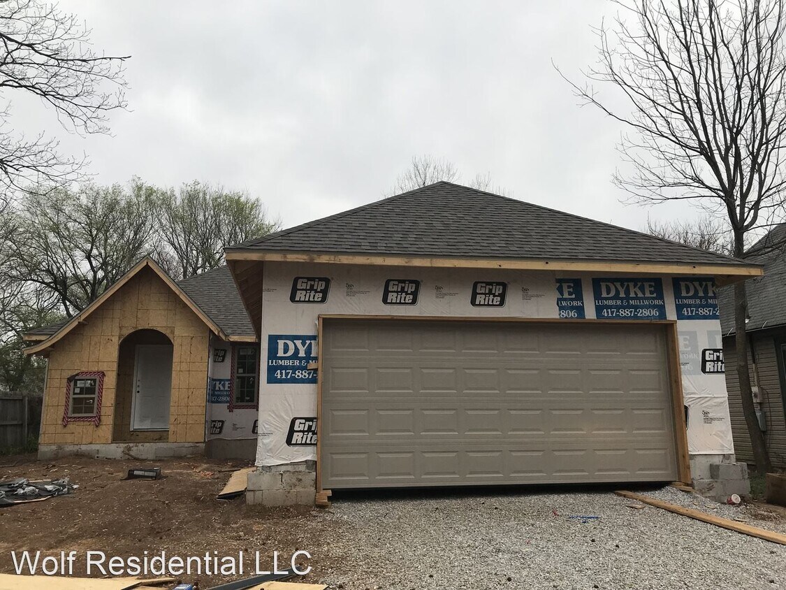 Primary Photo - 3 br, 3 bath House - 716 S. Missouri