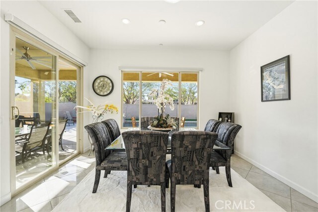 Foto del edificio - 61 Cabernet