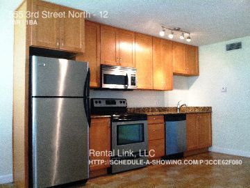 Building Photo - 555 3rd St N