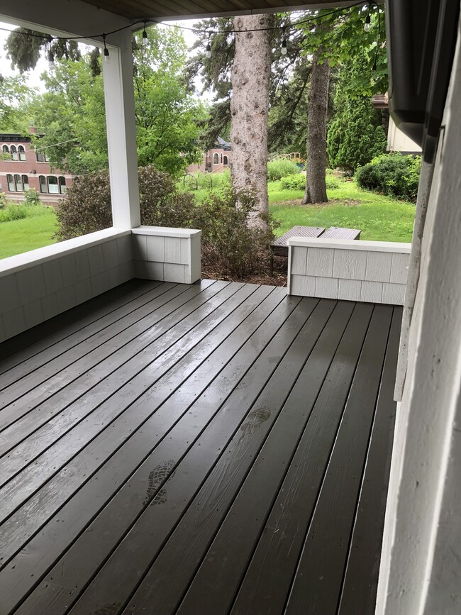 Foto del edificio - 615 Rice St E