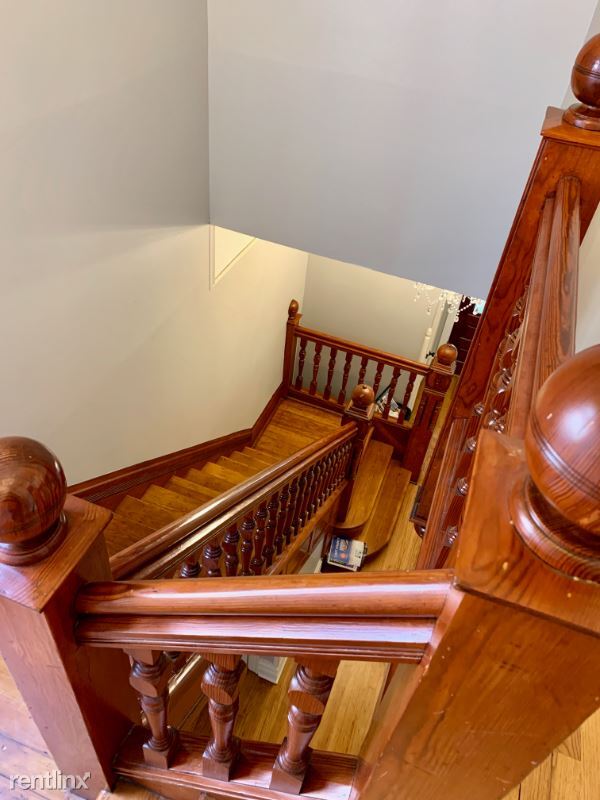 Foto del edificio - 1 br, 1 bath House - 620 Rock Street 3 Unit 3