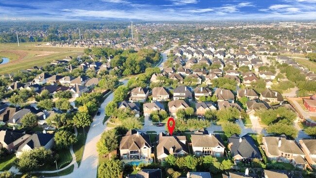 Foto del edificio - 5623 Maverick Bend Lane