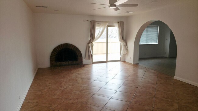 Foto del edificio - Heritage Hills 3 Bedroom