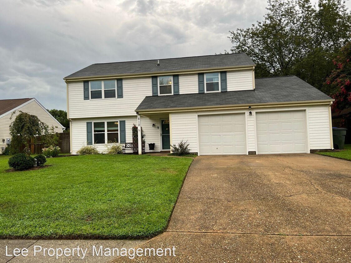 4 br, 2.5 bath House 812 Stony Drive House for Rent in Newport News, VA