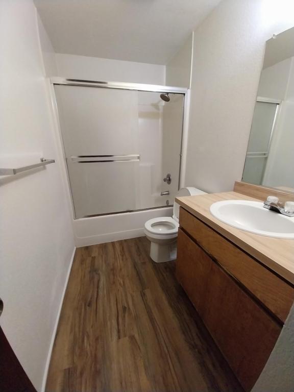 Foto del edificio - 435 NE Silverwood Pl