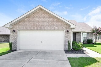 Building Photo - 3273 Cecil Moore Dr
