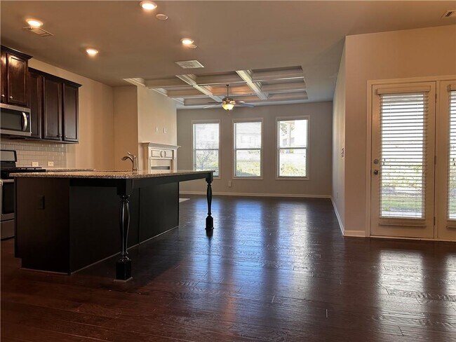 Building Photo - 2300 Ivy Birch Ln