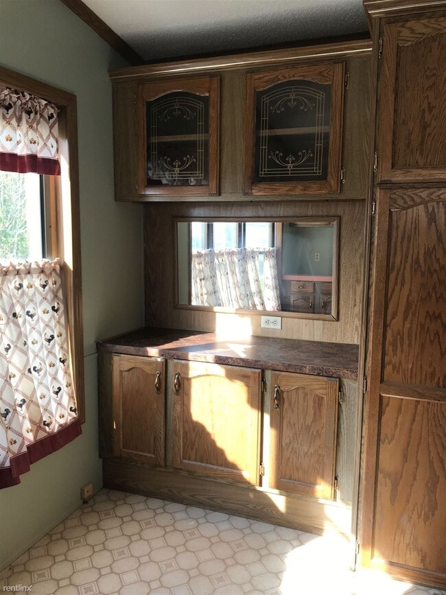 Building Photo - 2 br, 1 bath House - 6171 Vanwert Rd