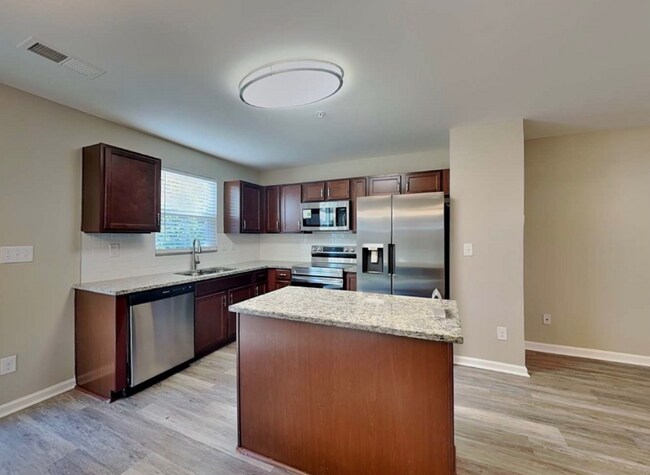 Foto del edificio - 2401 Everton Cir SE