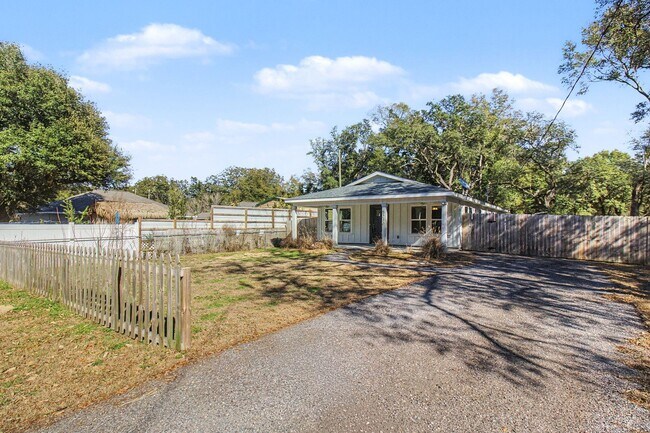 Foto del edificio - 5230 Richburg St