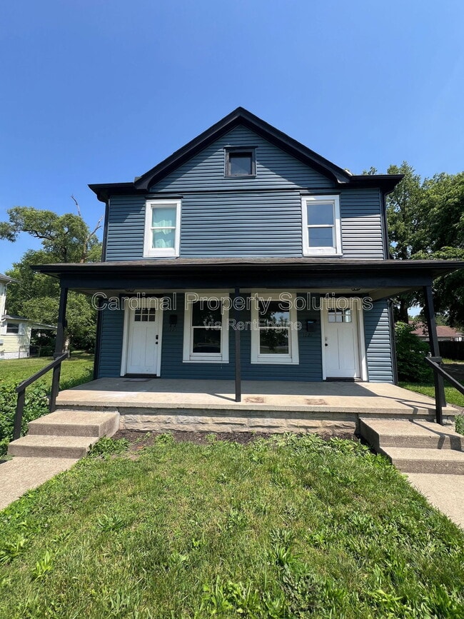 Building Photo - 1227 Woodside Blvd