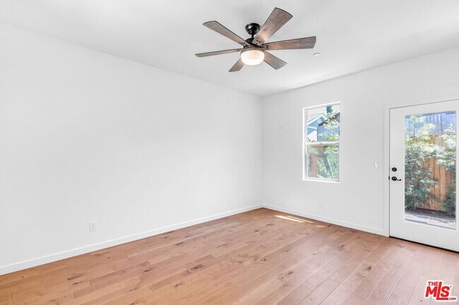 Foto del edificio - 5238 Buchanan St