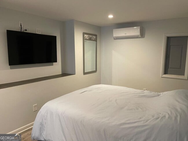 Foto del edificio - 3499 Fairway Dr