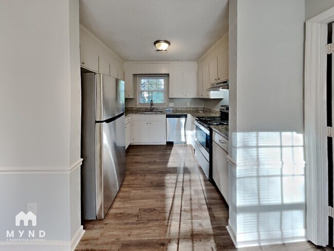 Foto del edificio - 6513 Old Meadow Rd
