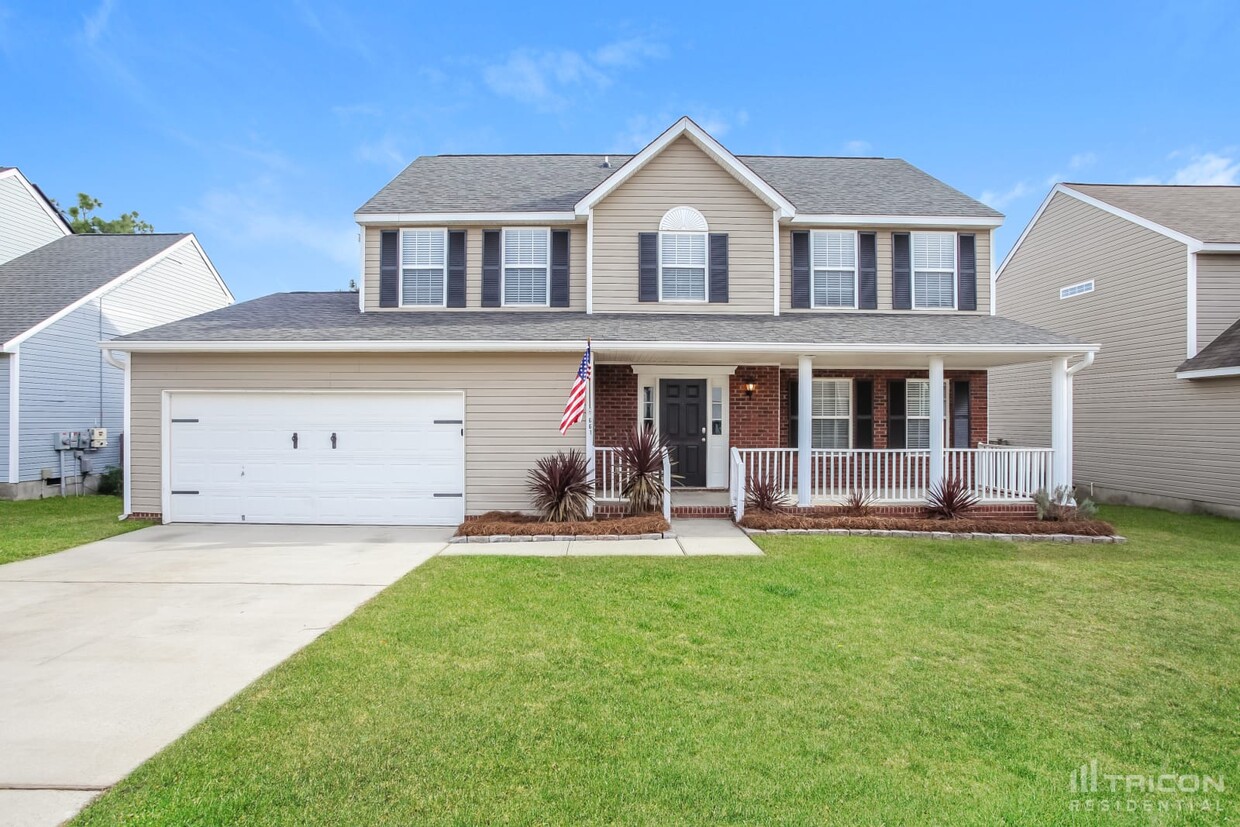 Primary Photo - 661 Thornhill Dr