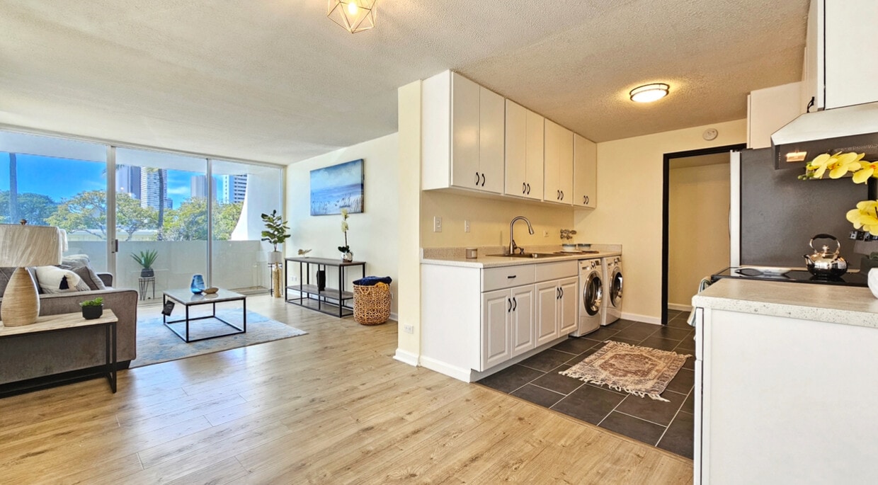 Photo - 2825 S King St (Honolulu, HI)