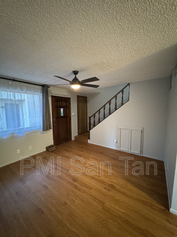 Foto del edificio - 834 E Fountain St