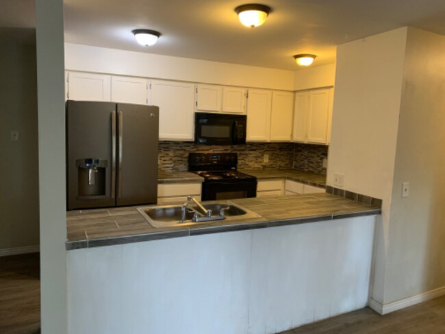Foto del edificio - 14652 E 2nd Ave