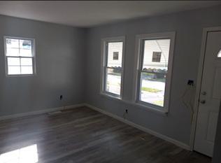 Foto del edificio - 4663 E 177th St