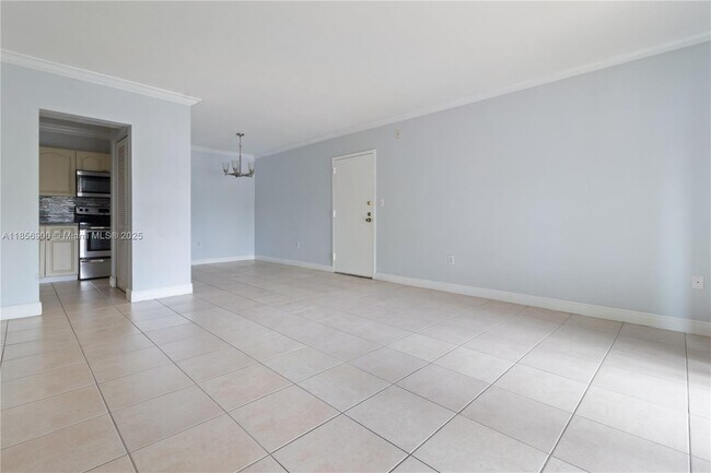 Foto del edificio - 10413 N Kendall Dr