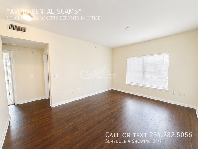 Foto del edificio - 2320 Gracy Farms Ln