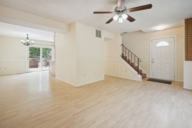 Foto del edificio - 8266 Amity Cir