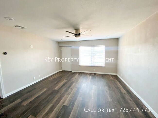 Building Photo - Remodeled 1 bed 1 bath condo near LV strip