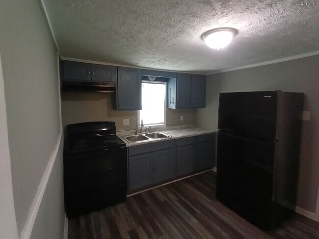 Foto del edificio - 308 Sterling St