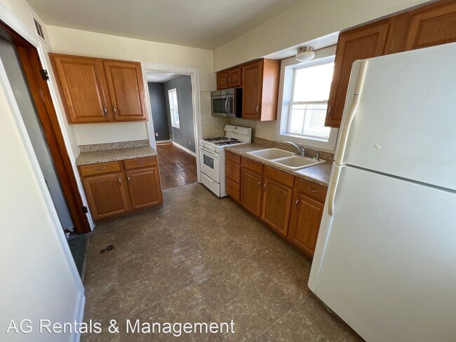 Building Photo - 2 br, 1 bath House - 3113 Winter St
