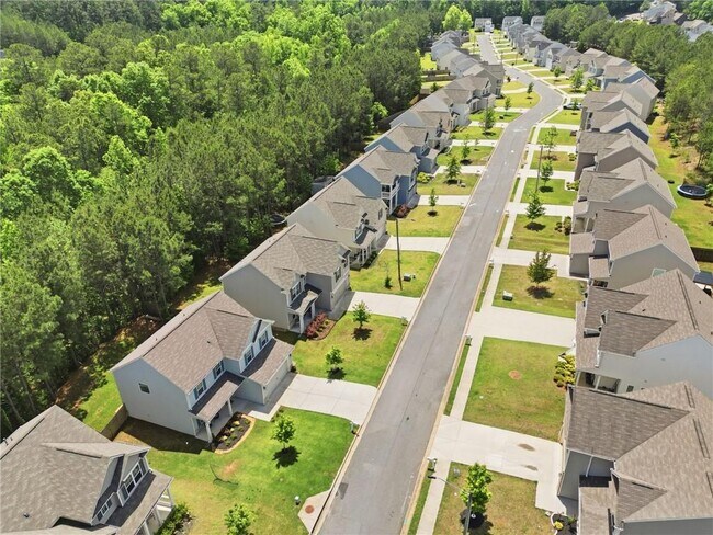 Building Photo - 79 Lantana Crossing