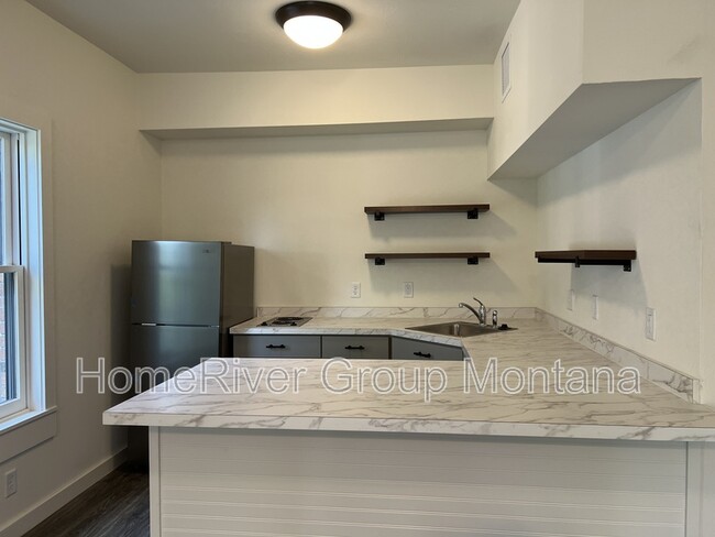 Foto del edificio - 508 S 3rd St W