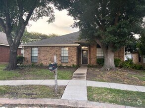 Building Photo - 7704 Radford Cir