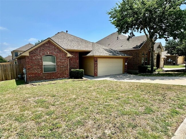 Building Photo - 520 Cerezo Dr
