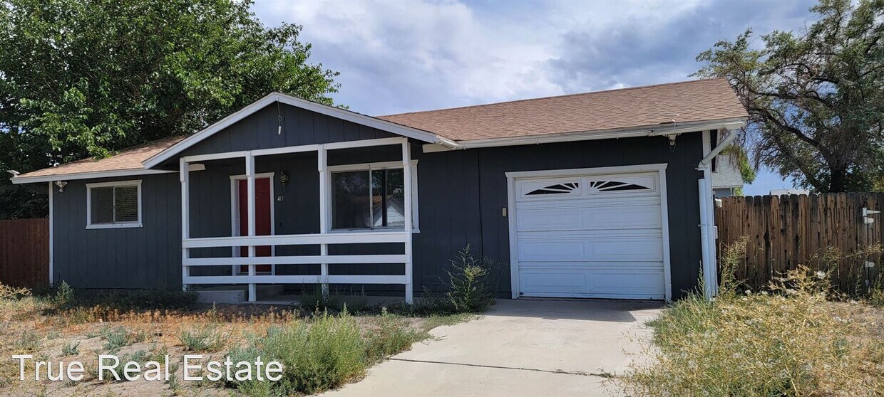 Foto principal - 2 br, 1 bath House - 411 Paul Ave