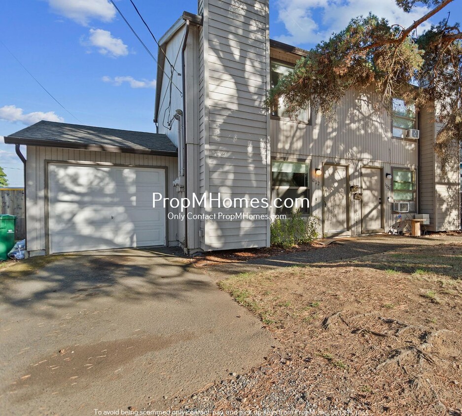 Cozy Two Bedroom in Montavilla - Large Fen... - Cozy Two Bedroom in Montavilla - Large Fen...