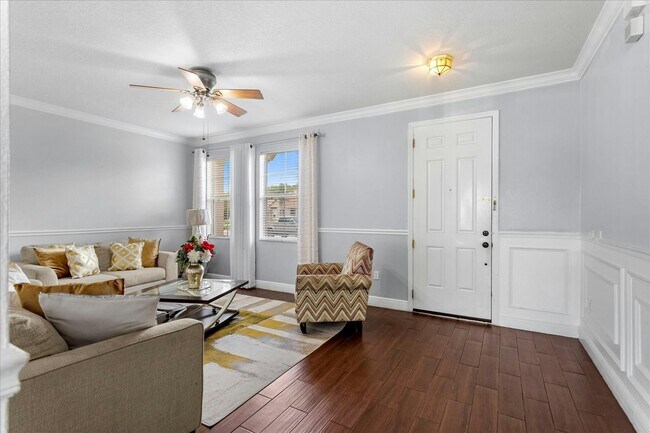 Foto del edificio - 4556 Ross Lanier Ln