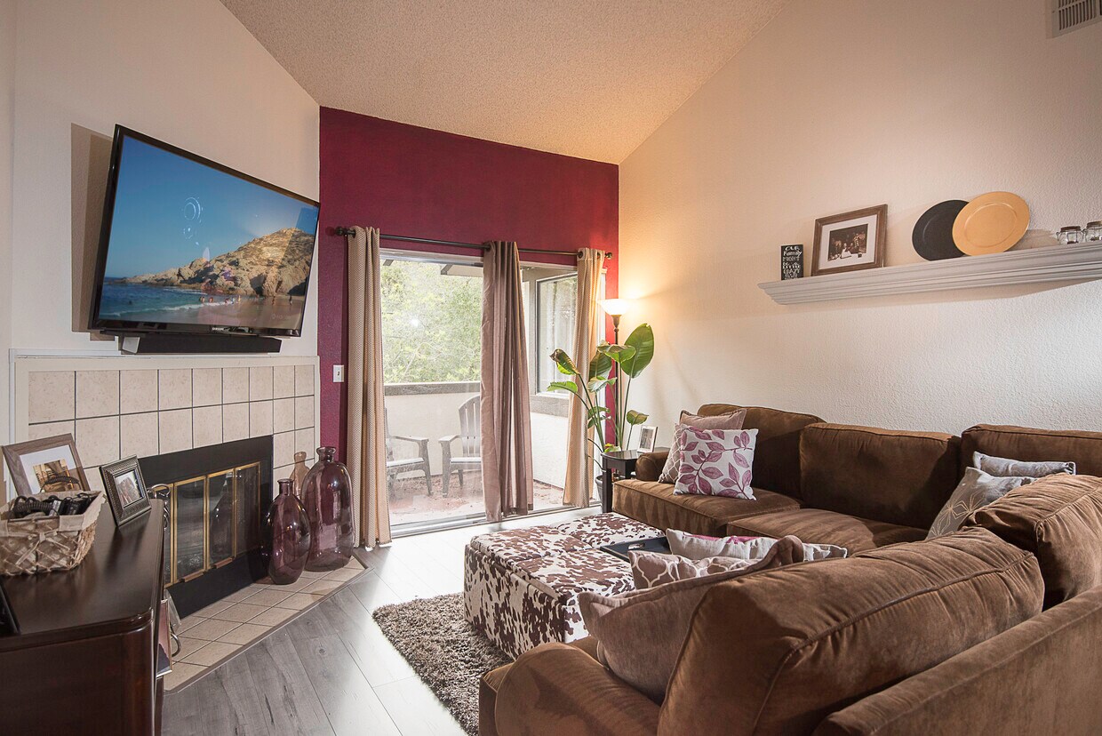 Foto principal - 1400 Bowe Ave
