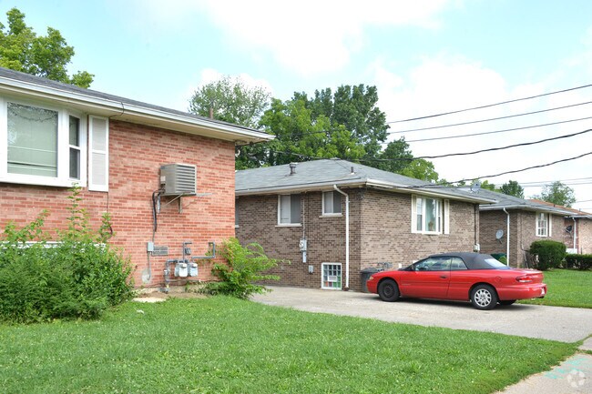 Building Photo - 7813-7835 Glenorchard Dr